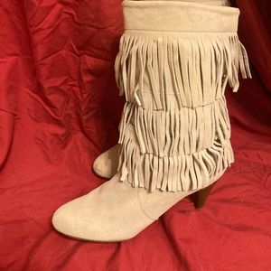 White suede boots heels 8.5